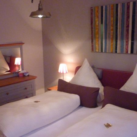 Zu Jeddelohs Lodge Hotel 글라덴바흐 외부 사진